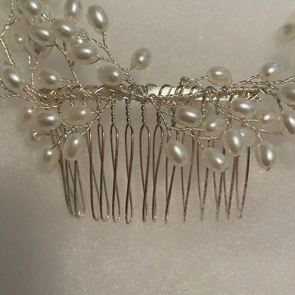 Pearl beads clip in hair accessory - Picture 5 of 5